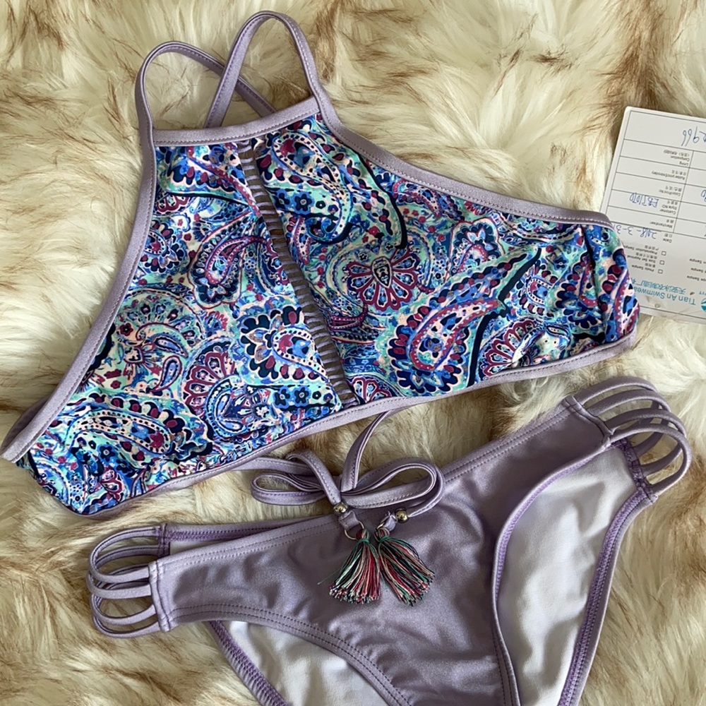 Paisleys High Neck bikini